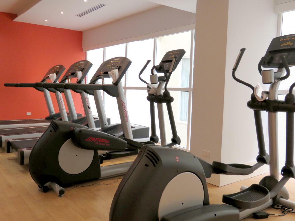 Central Hotel Panama Casco Viejo Exterior photo Elliptical cross trainer